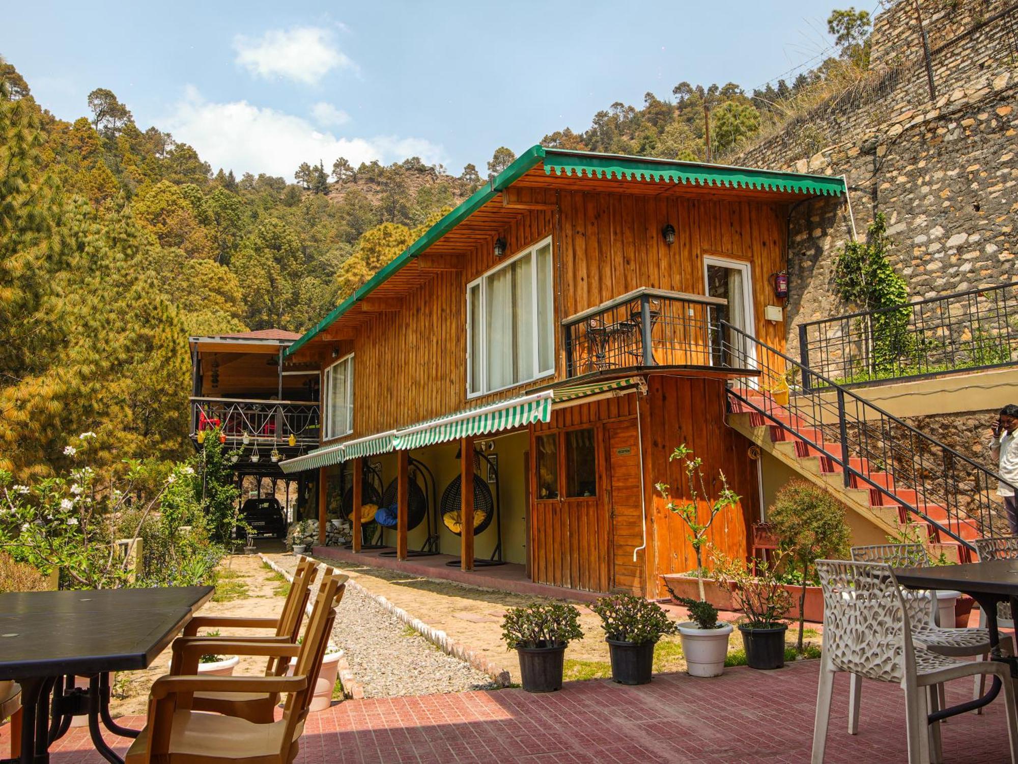 فندق Thehimalayanliving Whistling Pines مكتزور المظهر الخارجي الصورة