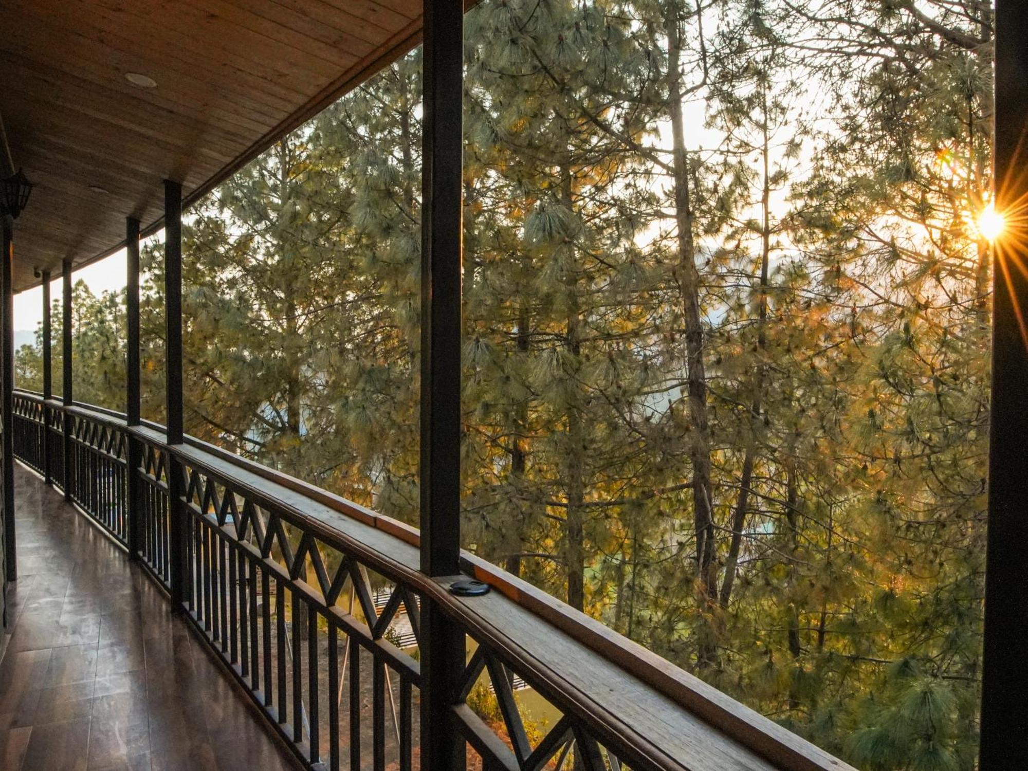 فندق Thehimalayanliving Whistling Pines مكتزور المظهر الخارجي الصورة