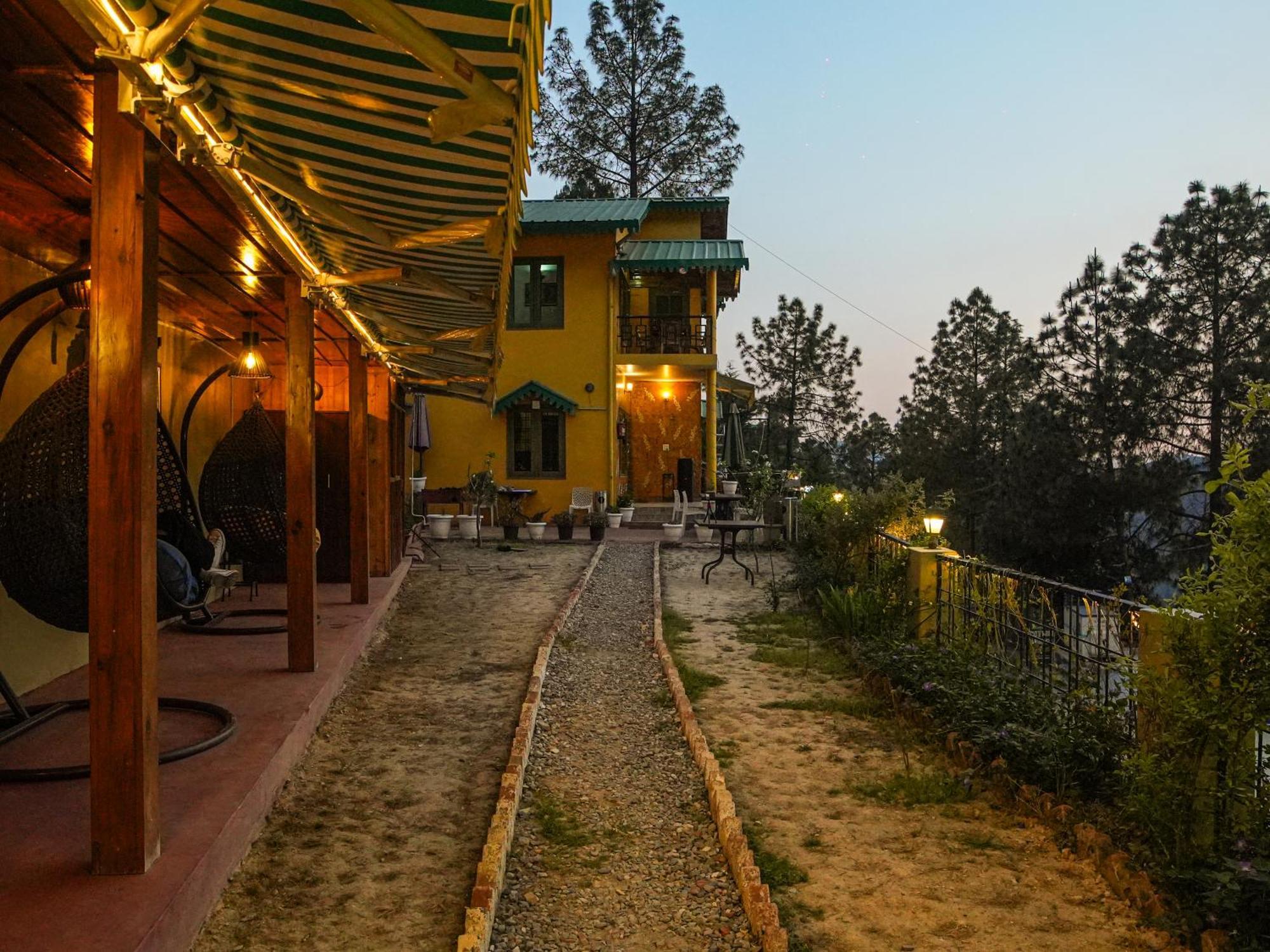 فندق Thehimalayanliving Whistling Pines مكتزور المظهر الخارجي الصورة
